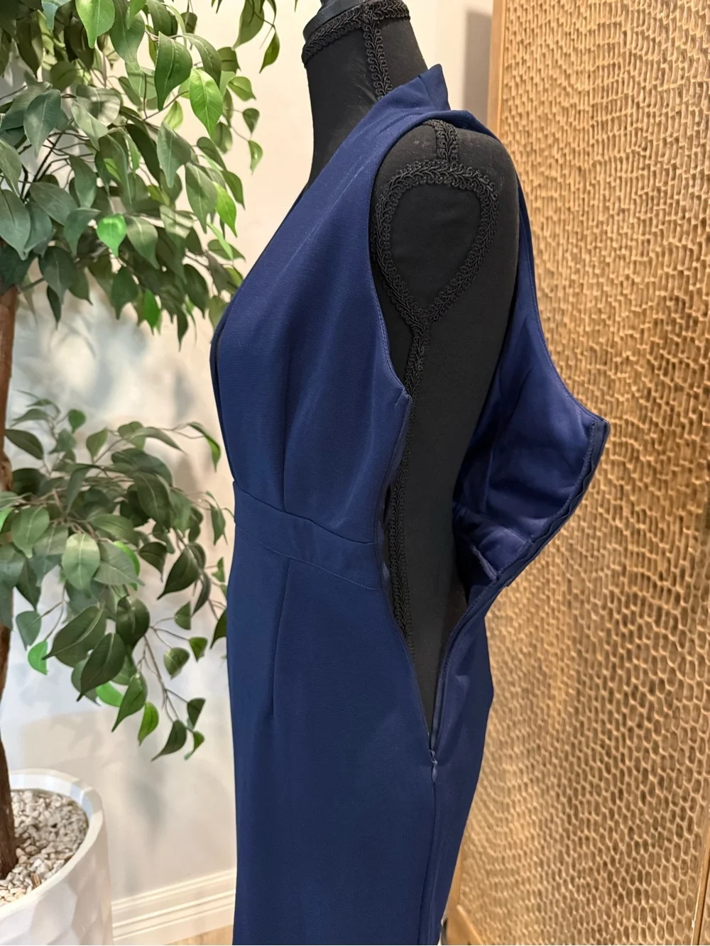 Angel Biba Navy Plunge Mini Dress - Picture 4 of 10